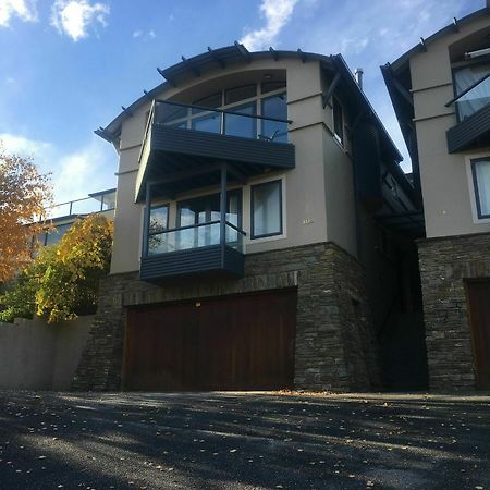 Luxury On Lakeside Wanaka Exterior foto